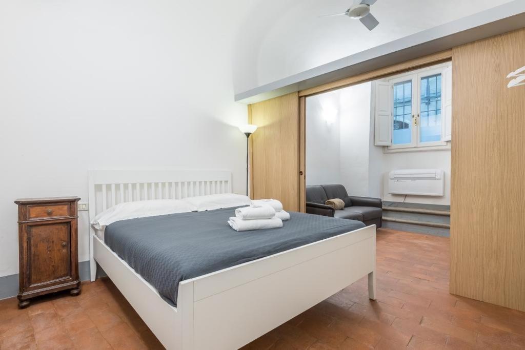 La Casa Di Ugo-A Due Passi Dal Duomo Apartment ฟลอเรนซ์ ภายนอก รูปภาพ