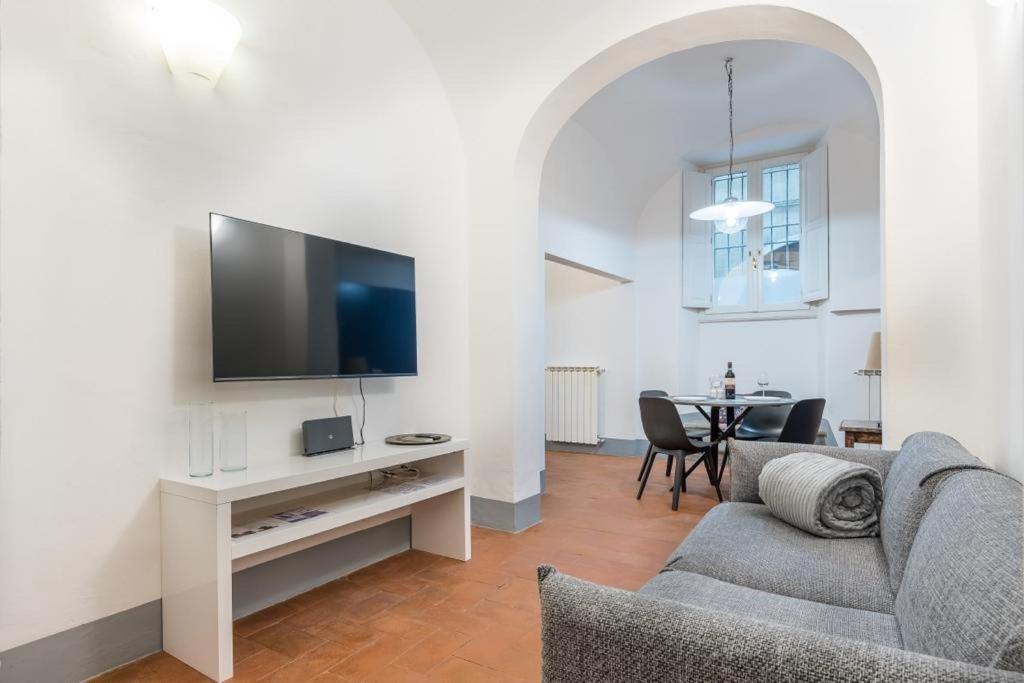 La Casa Di Ugo-A Due Passi Dal Duomo Apartment ฟลอเรนซ์ ภายนอก รูปภาพ